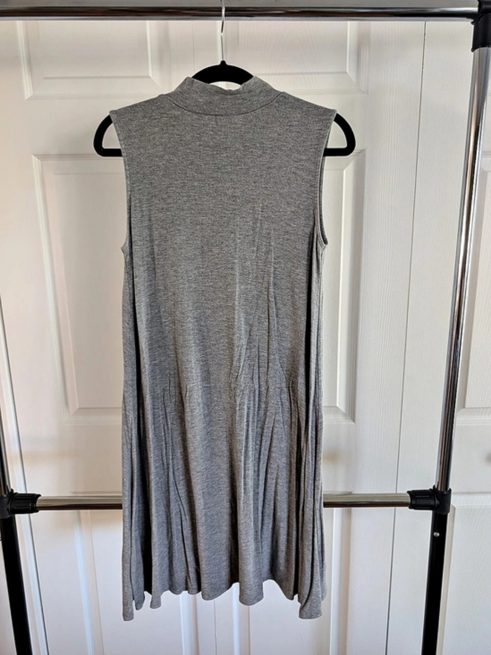 Sleeveless Gray Midi Dress Like New